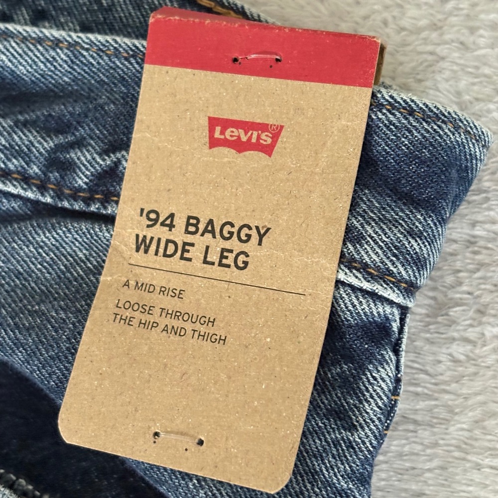 Levis 94 Baggy Wide Leg Jeans Womens 32x31 Medium Wash Blue Denim Mid Rise - Picture 5 of 12